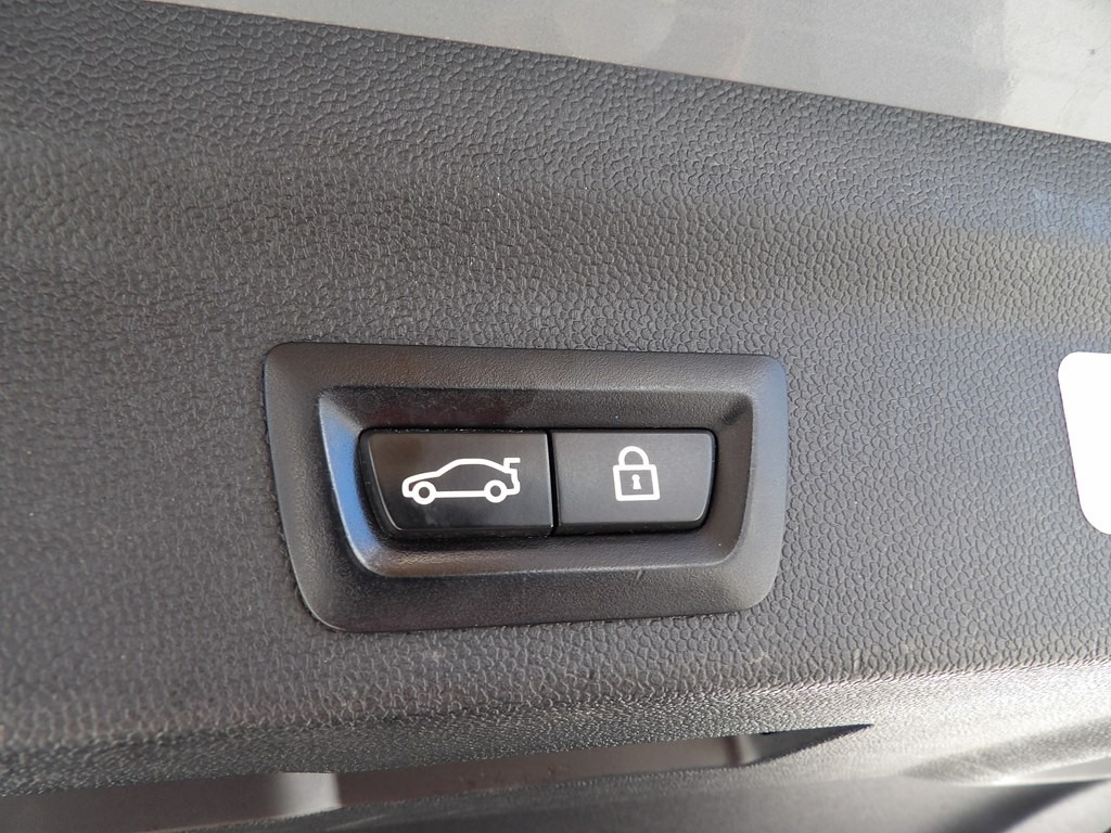 2019 MINI Cooper Image 35