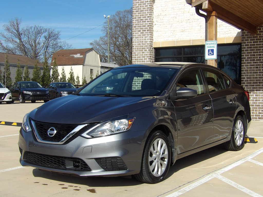 2019 Nissan Sentra Image 1