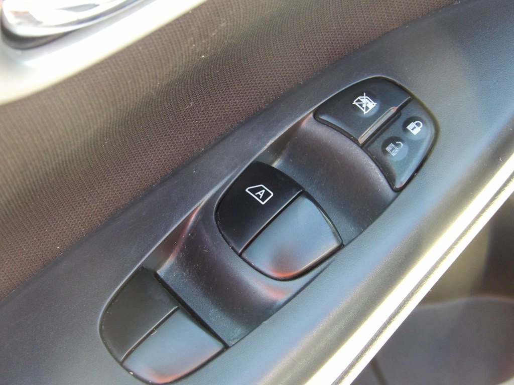 2019 Nissan Sentra Image 10