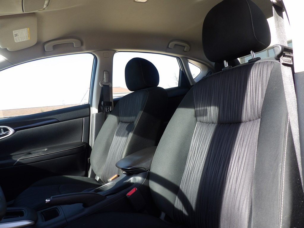 2019 Nissan Sentra Image 13