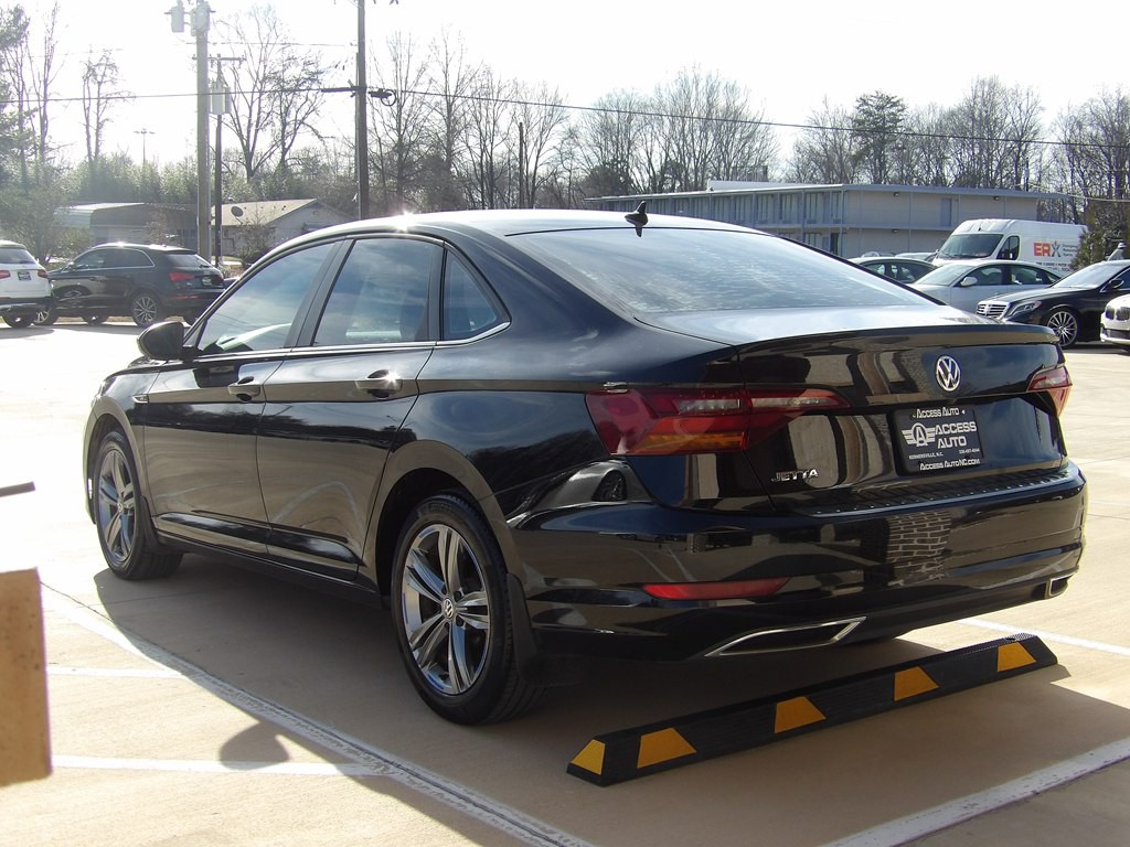 2019 Volkswagen Jetta Image 3