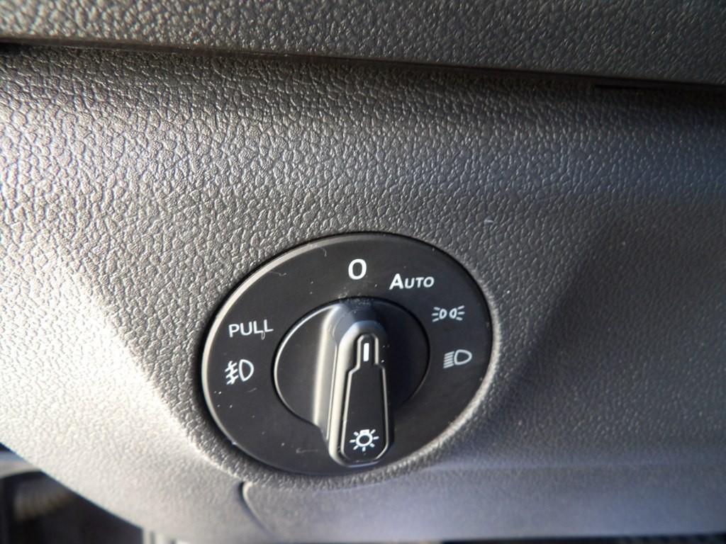 2019 Volkswagen Jetta Image 14