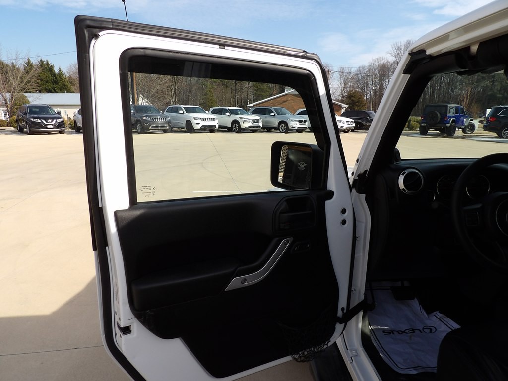 2014 Jeep Wrangler Unlimited Image 8