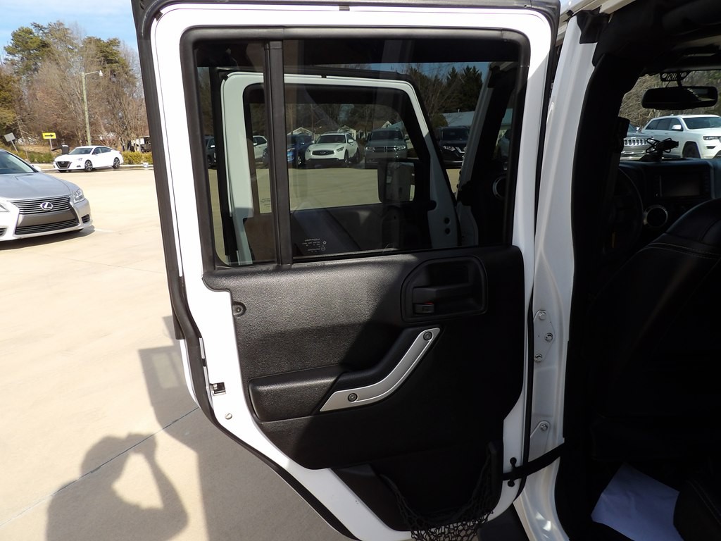 2014 Jeep Wrangler Unlimited Image 21