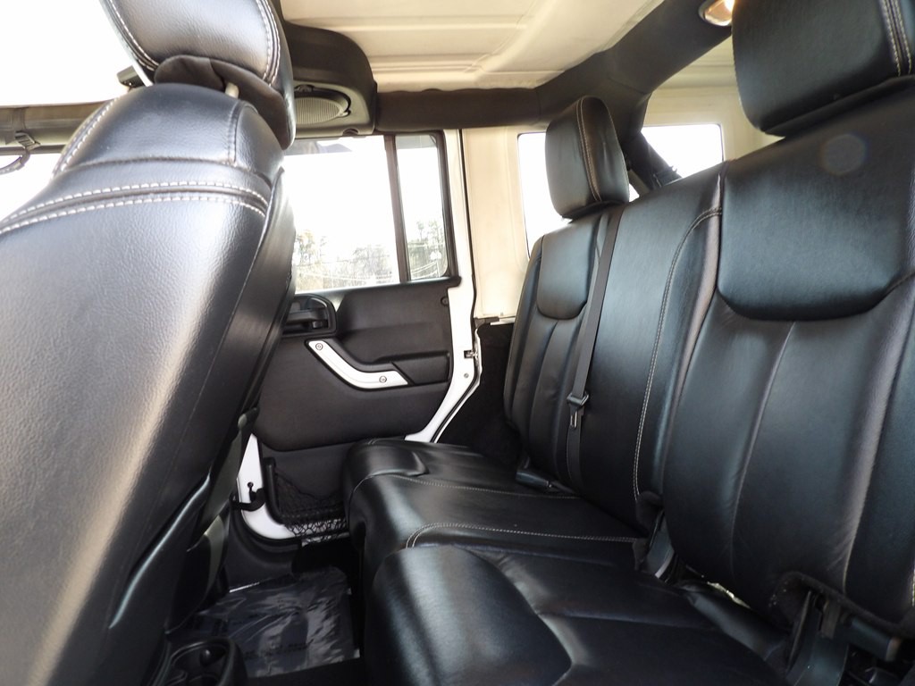 2014 Jeep Wrangler Unlimited Image 22