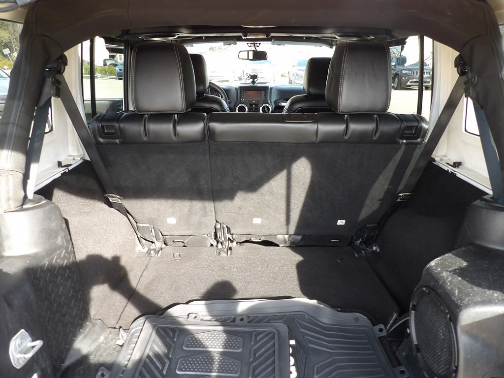 2014 Jeep Wrangler Unlimited Image 23
