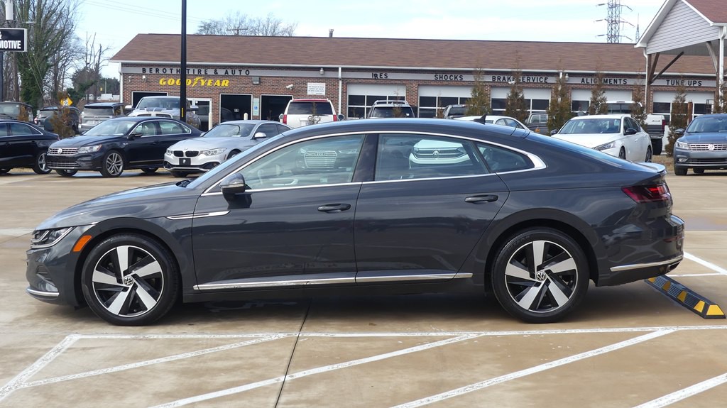 2021 Volkswagen Arteon Image 2