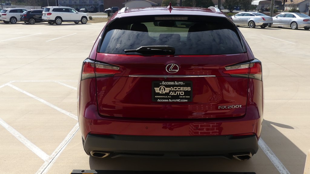 2017 Lexus NX Image 4