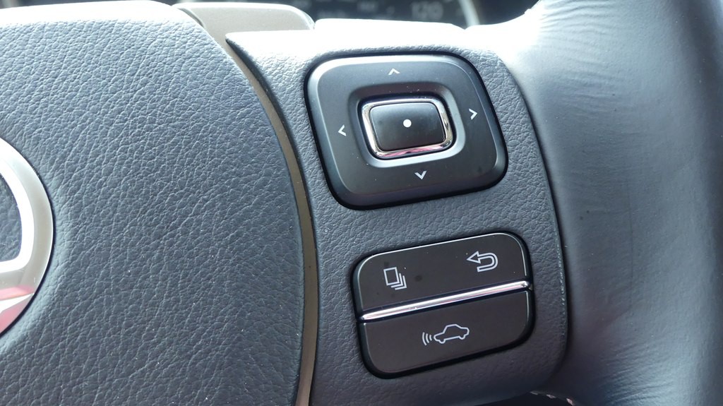 2017 Lexus NX Image 16