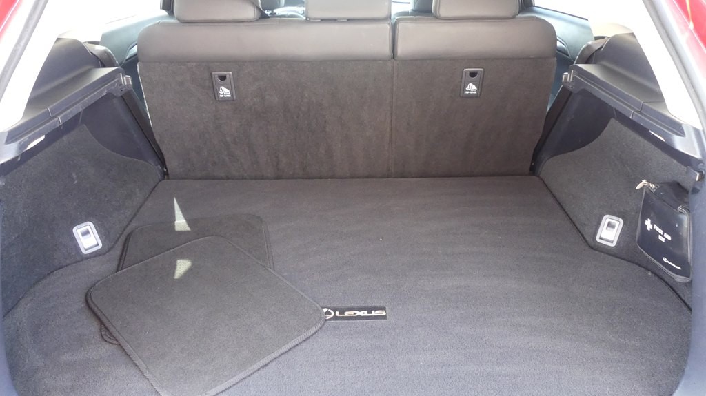 2017 Lexus NX Image 31