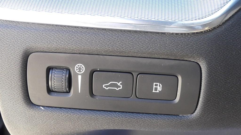 2019 Volvo XC60 Image 14