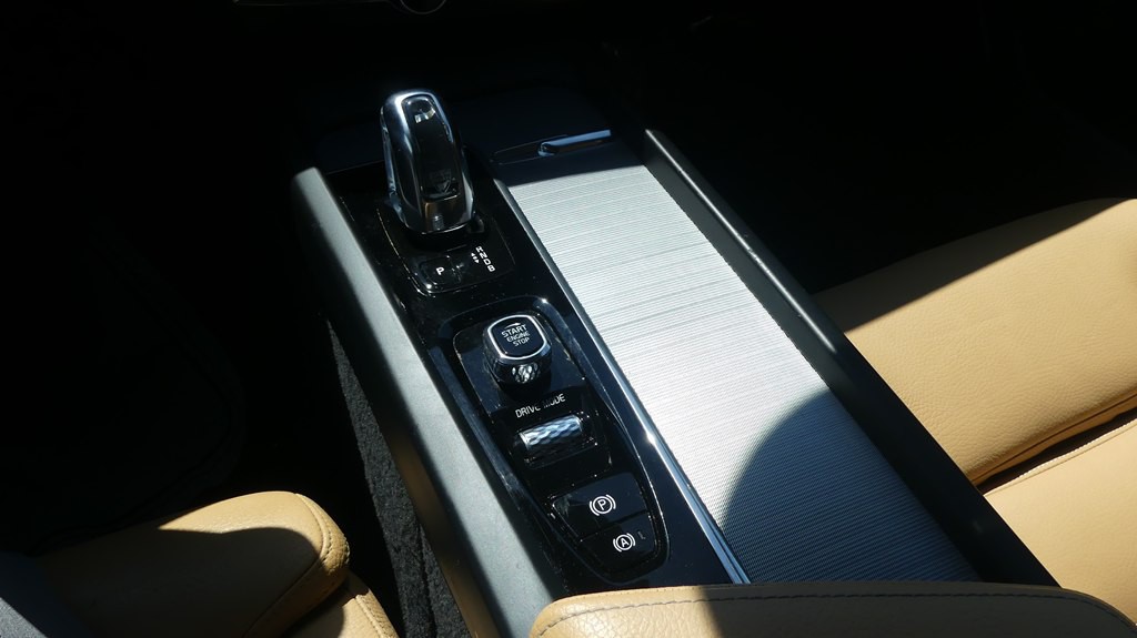 2019 Volvo XC60 Image 23