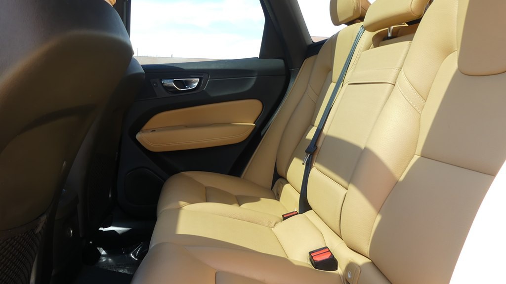 2019 Volvo XC60 Image 33