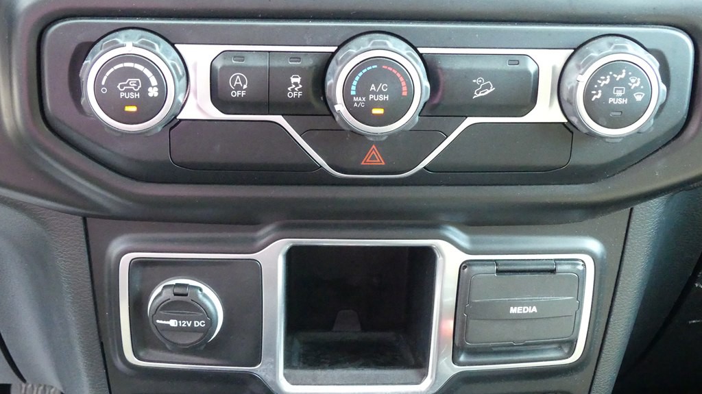2018 Jeep Wrangler Unlimited Image 19