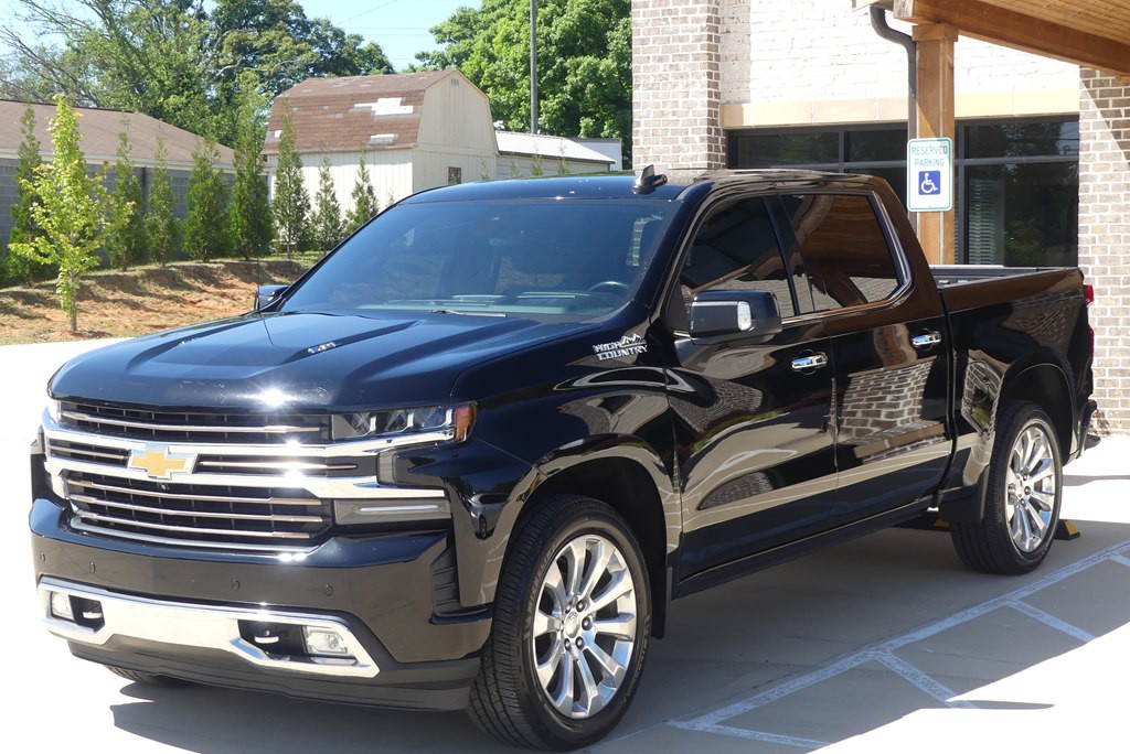 2022 Chevrolet Silverado 1500 Image 1