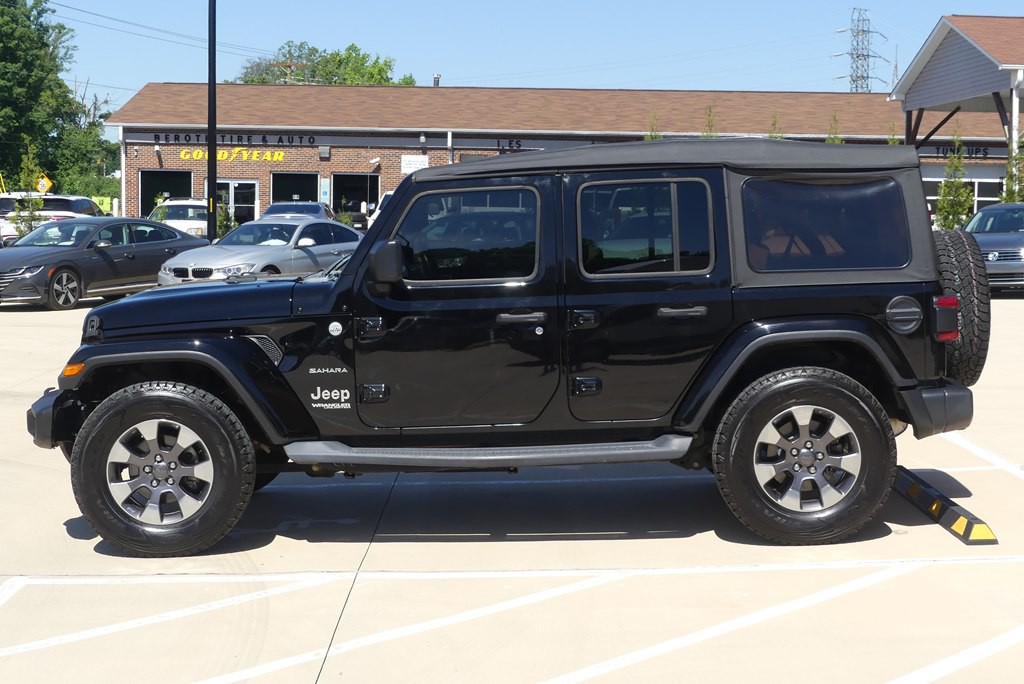 2018 Jeep Wrangler Unlimited Image 2