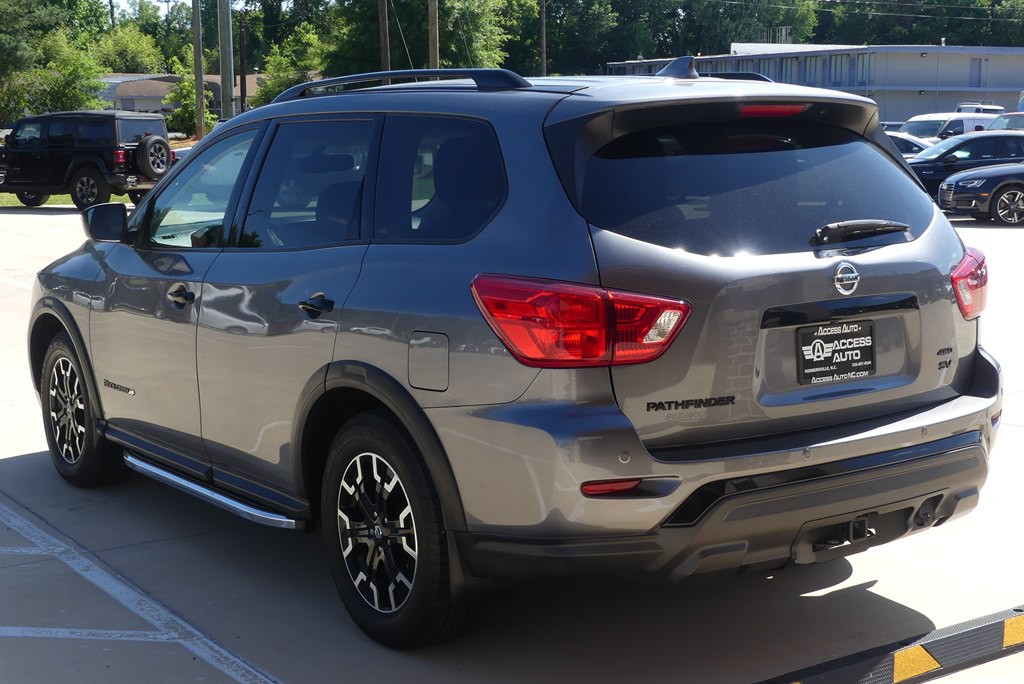 2019 Nissan Pathfinder Image 3