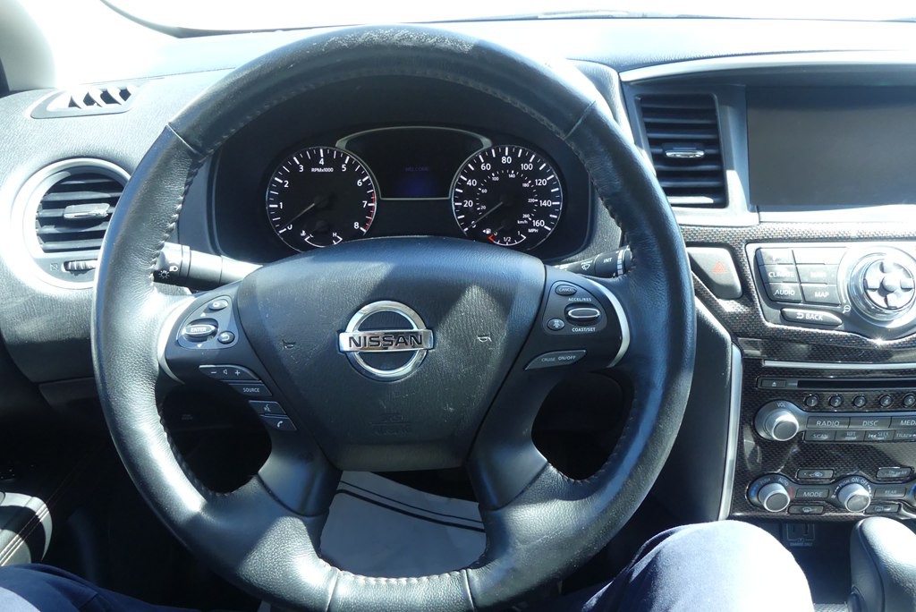 2019 Nissan Pathfinder Image 16