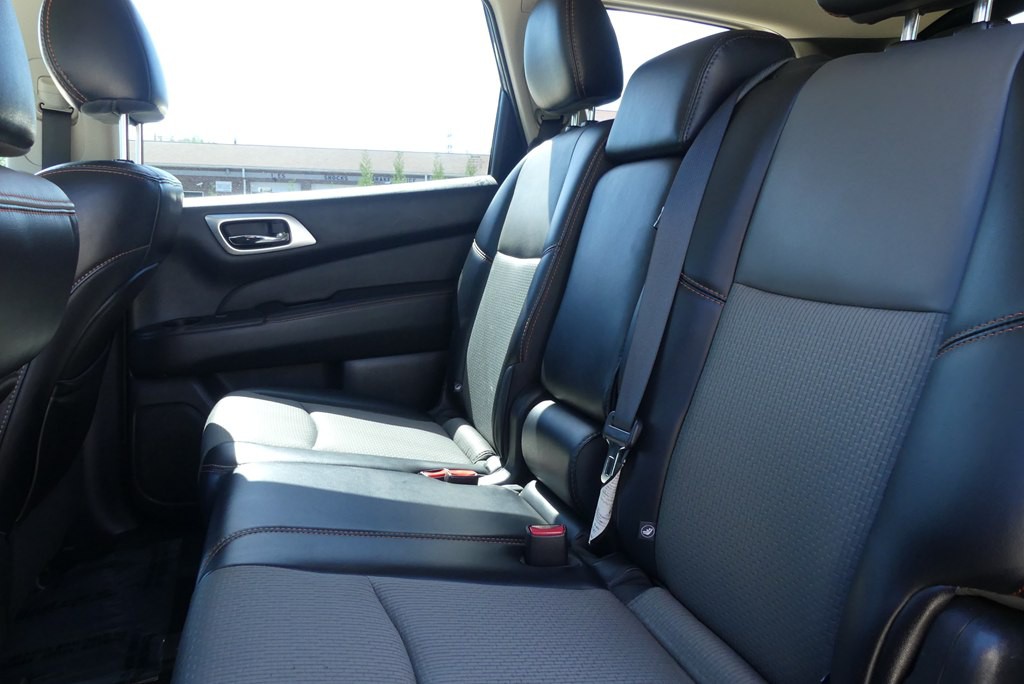 2019 Nissan Pathfinder Image 32