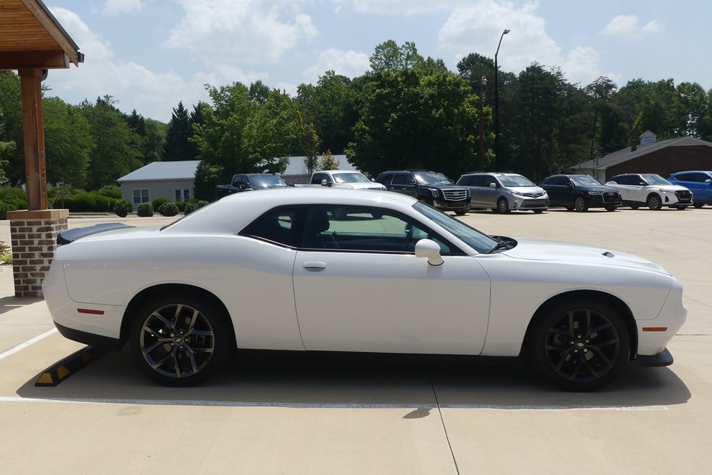 2021 Dodge Challenger Image 6