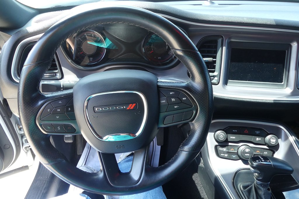 2021 Dodge Challenger Image 13