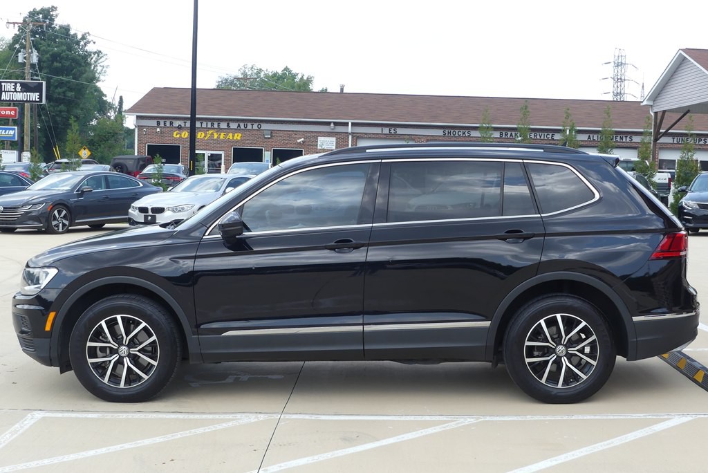 2021 Volkswagen Tiguan Image 2
