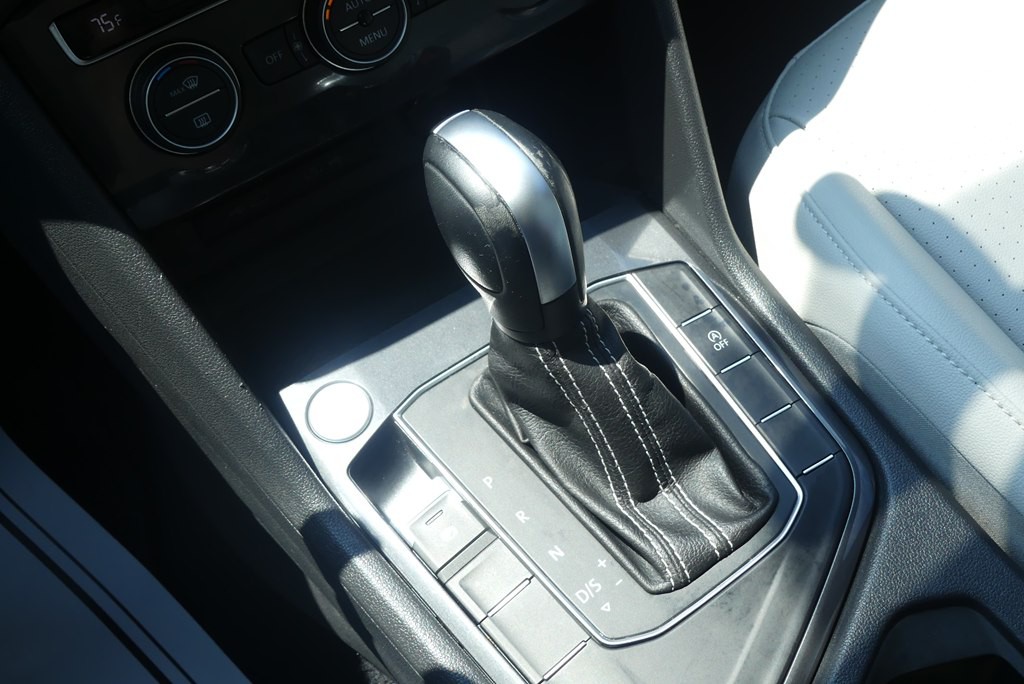 2021 Volkswagen Tiguan Image 24