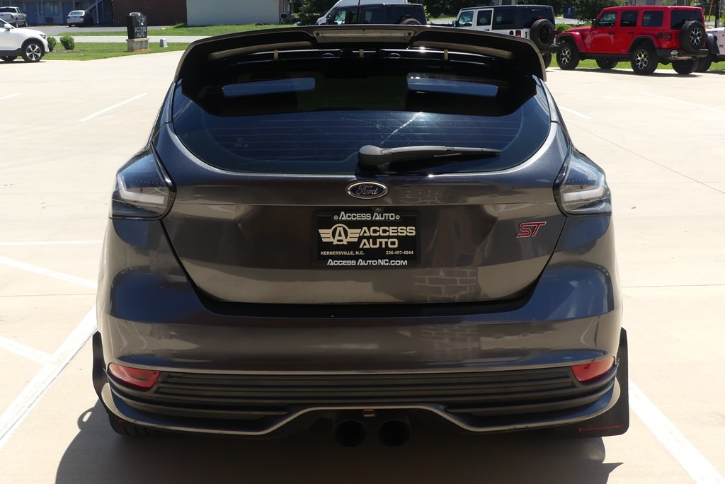 2018 Ford Focus Image 4