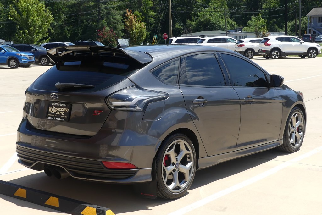 2018 Ford Focus Image 5
