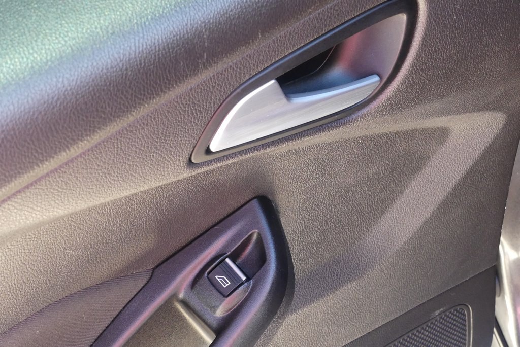 2018 Ford Focus Image 30