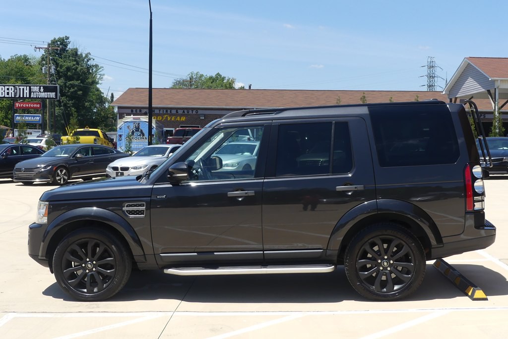 2015 Land Rover LR4 Image 2