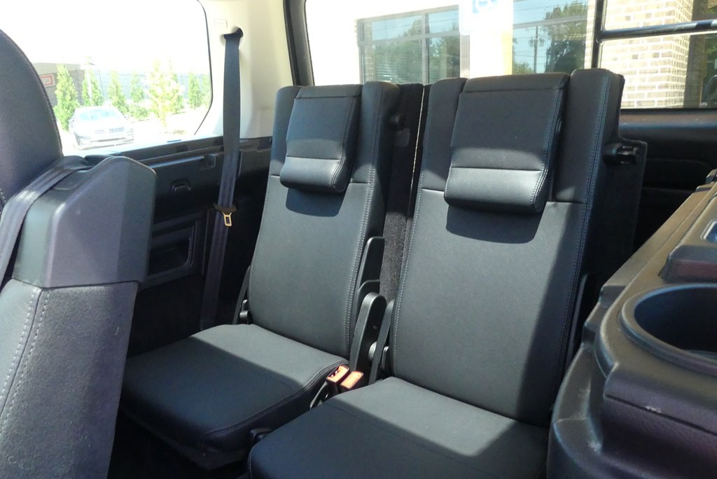 2015 Land Rover LR4 Image 35