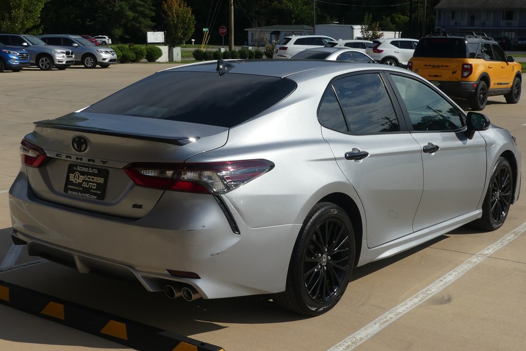 2022 Toyota Camry Image 3