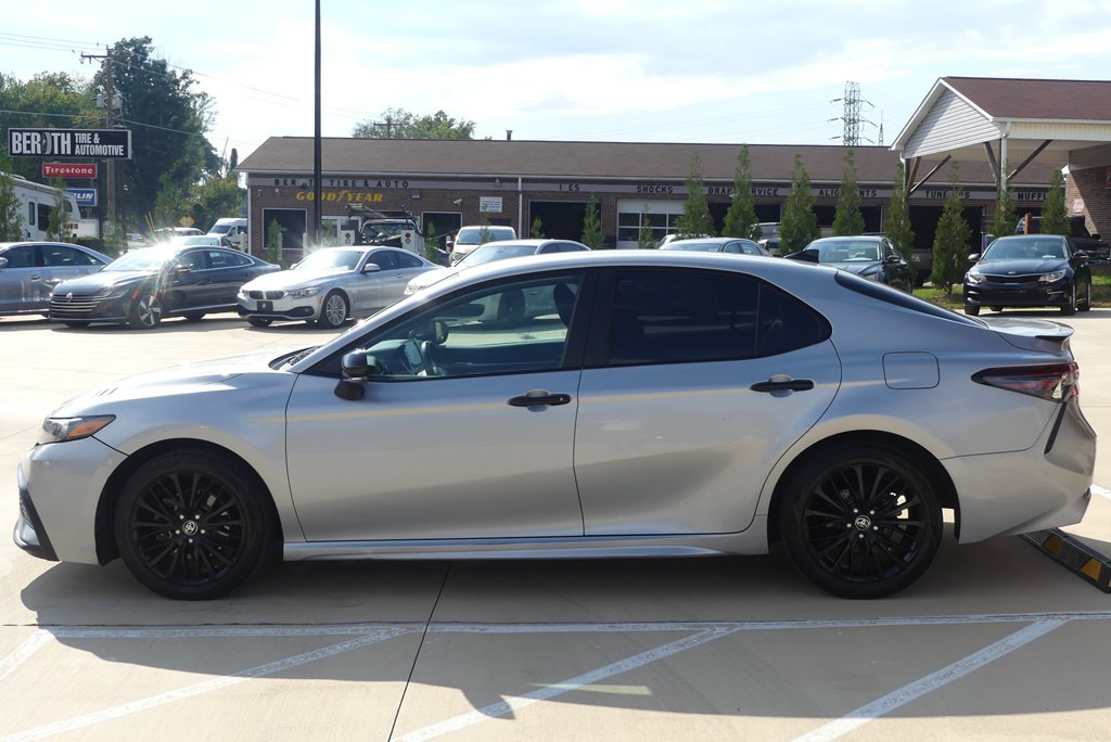 2022 Toyota Camry Image 6