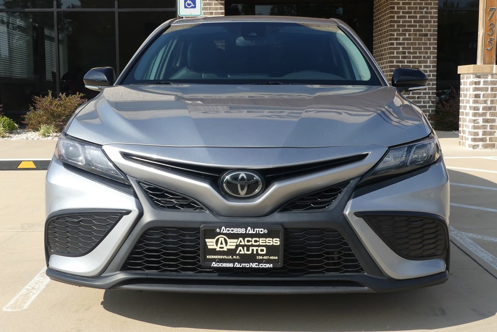 2022 Toyota Camry Image 8