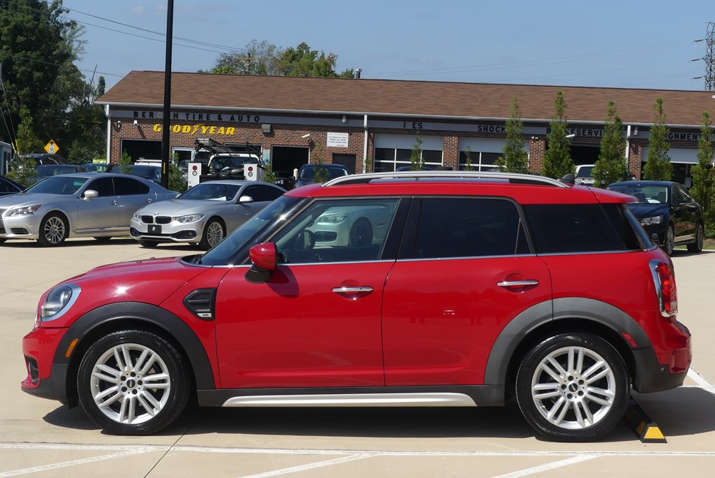 2020 MINI Cooper Image 2