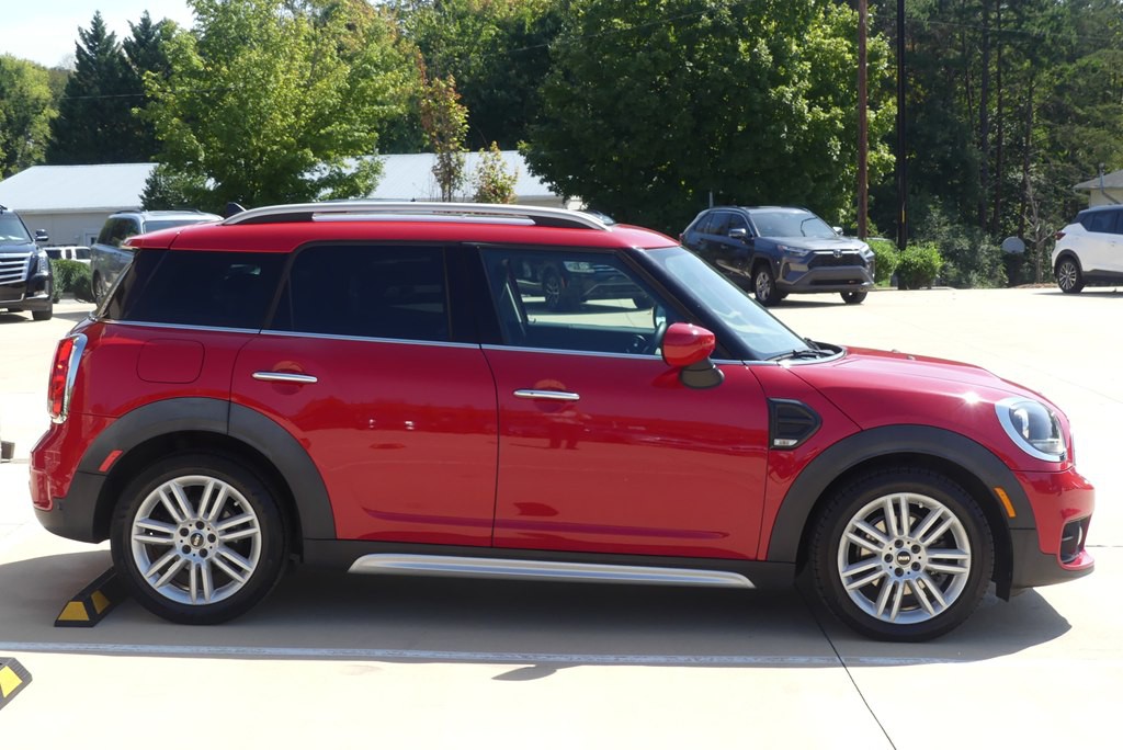 2020 MINI Cooper Image 6