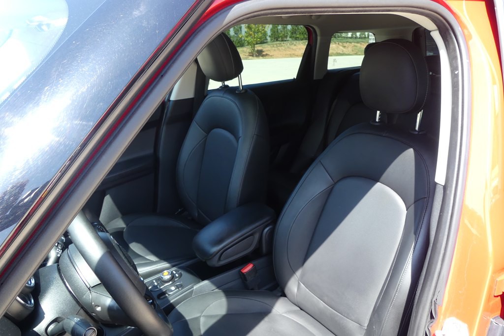 2020 MINI Cooper Image 15