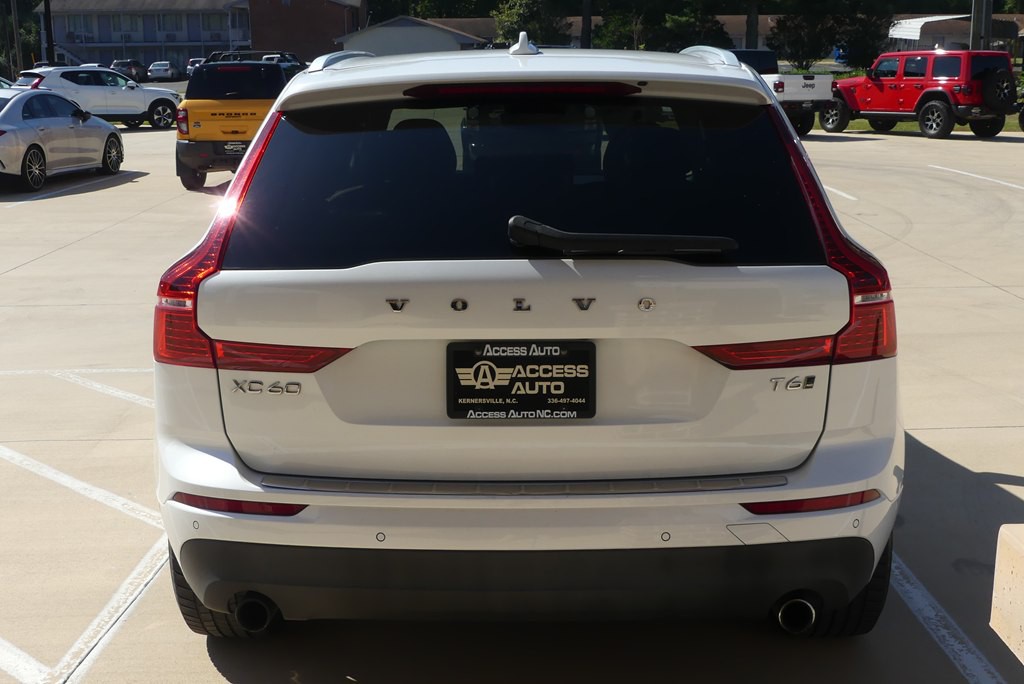 2018 Volvo XC60 Image 4