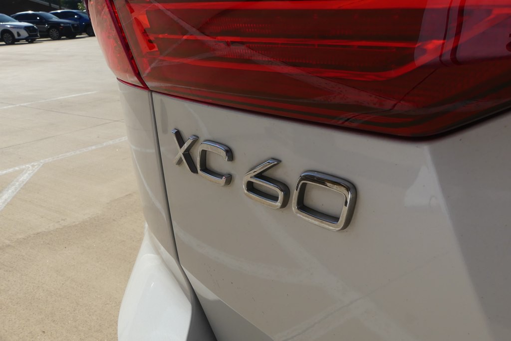 2018 Volvo XC60 Image 37