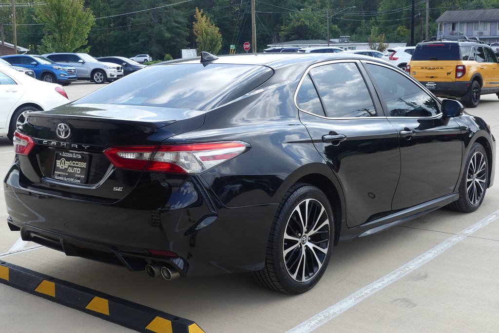 2019 Toyota Camry Image 5
