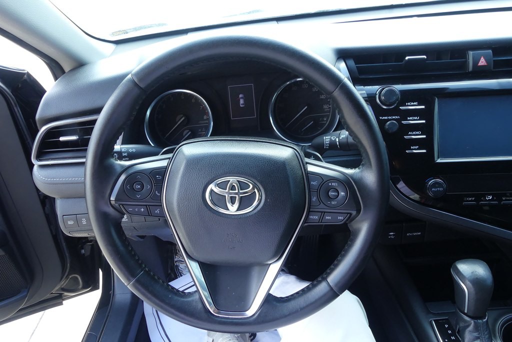 2019 Toyota Camry Image 14