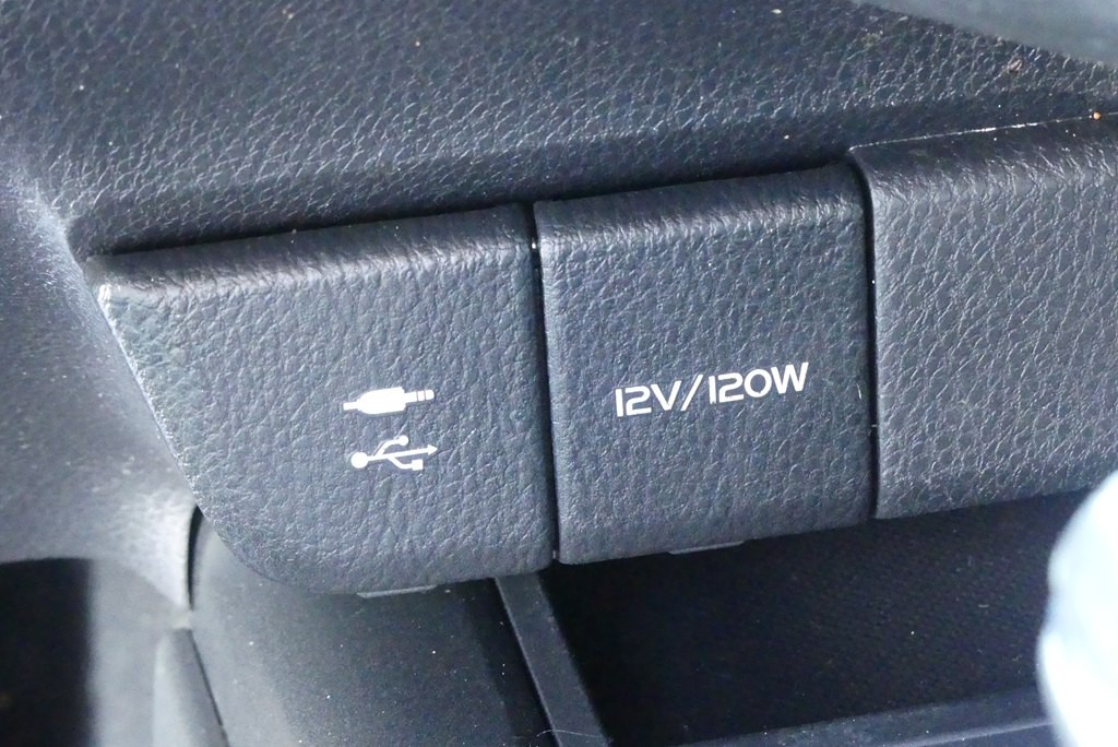 2019 Toyota Camry Image 20