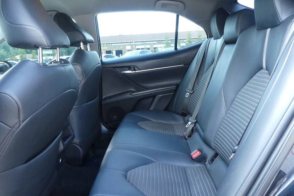 2019 Toyota Camry Image 26
