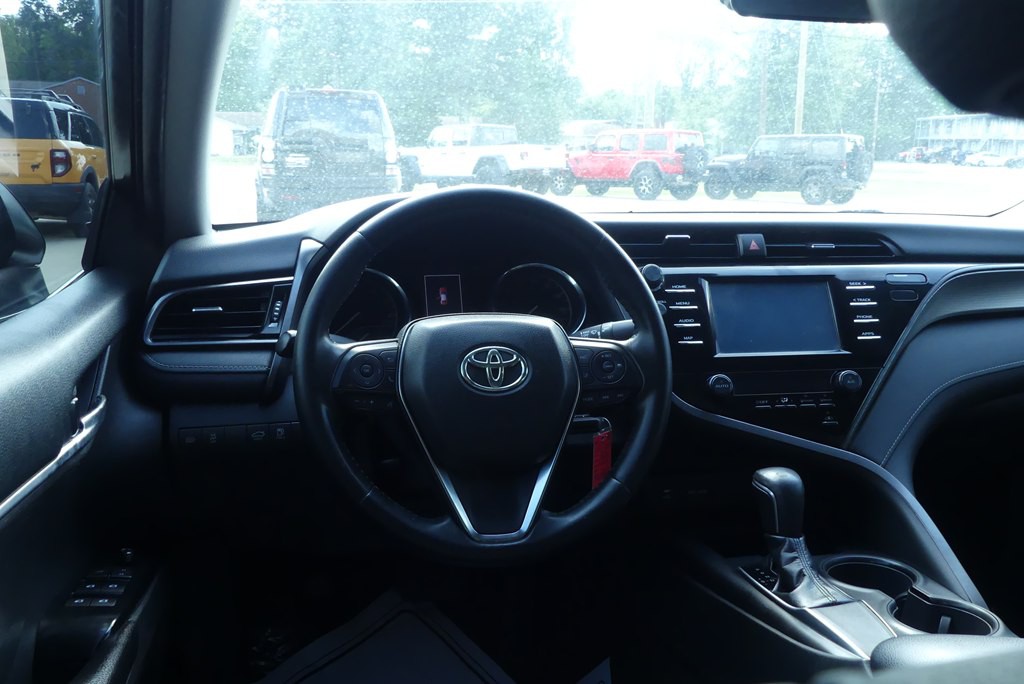 2019 Toyota Camry Image 27