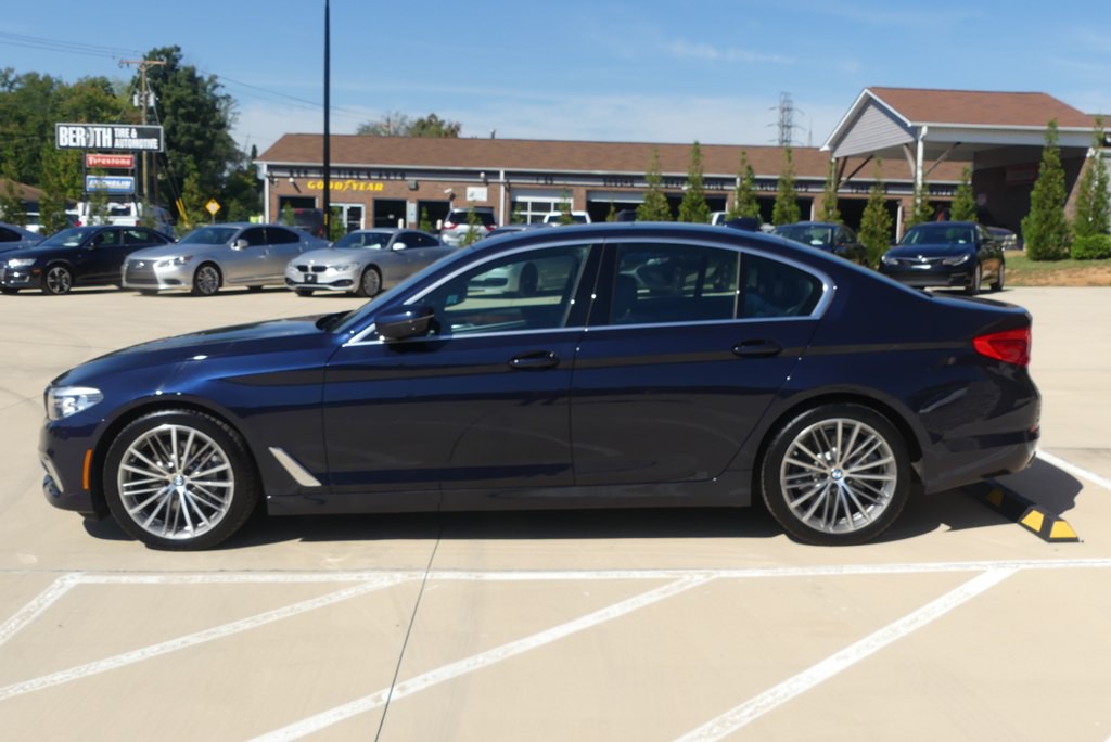 2019 BMW 5 Series Image 2