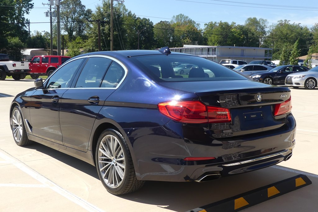 2019 BMW 5 Series Image 3