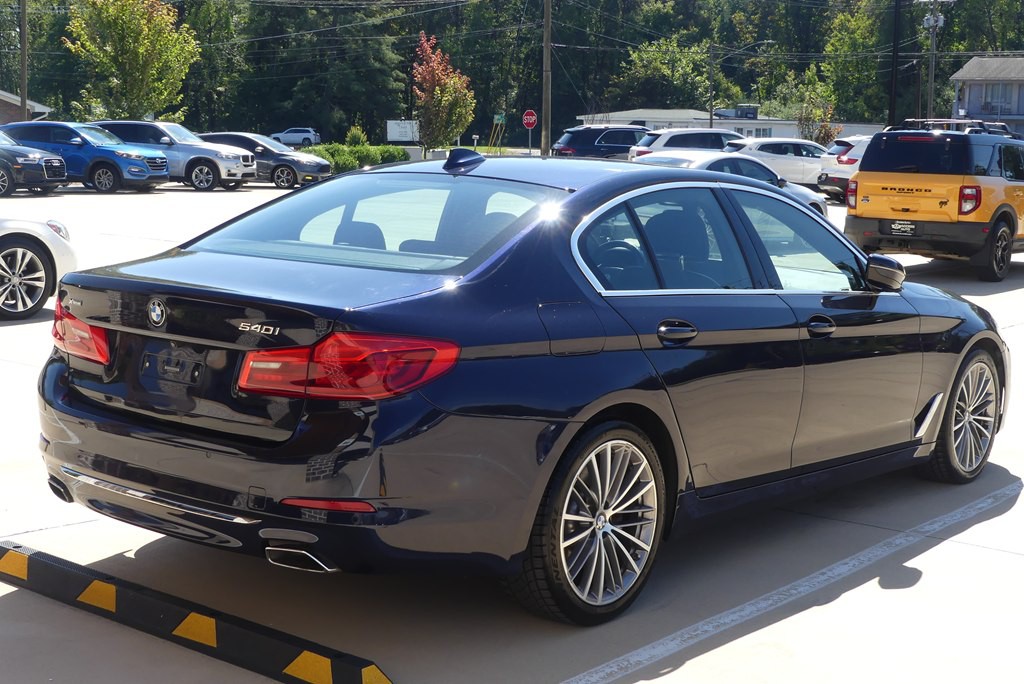 2019 BMW 5 Series Image 5