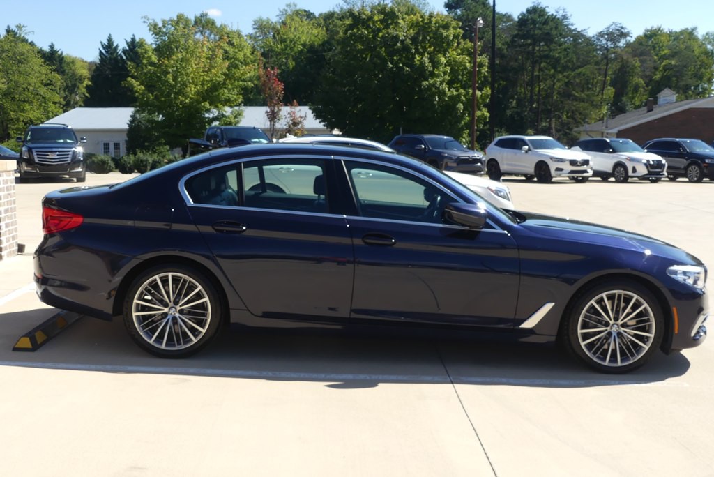 2019 BMW 5 Series Image 6