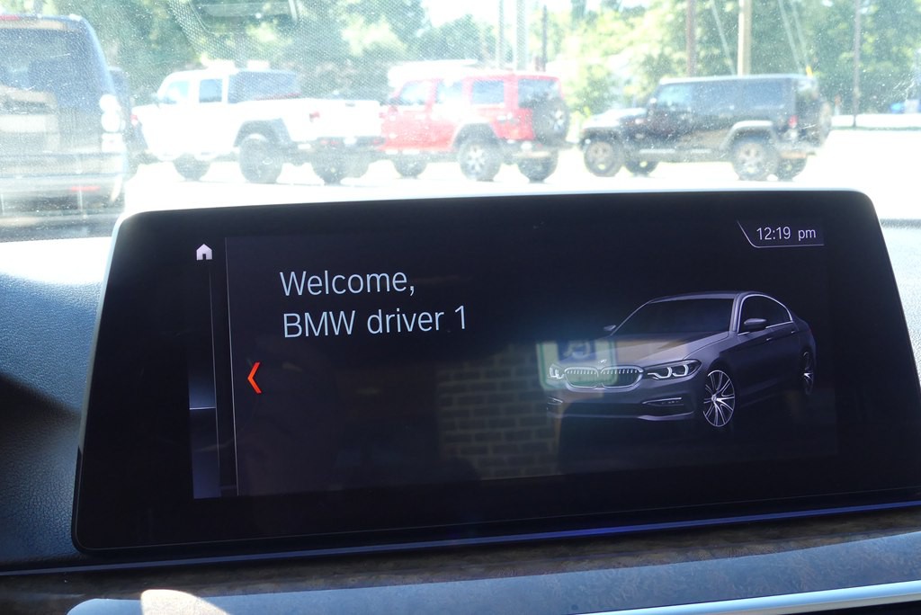 2019 BMW 5 Series Image 17